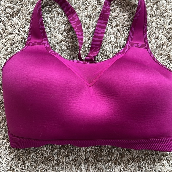 Athleta Advanced Sports Bra Animal Print Purple and Pink size 34E DD - Picture 2 of 12